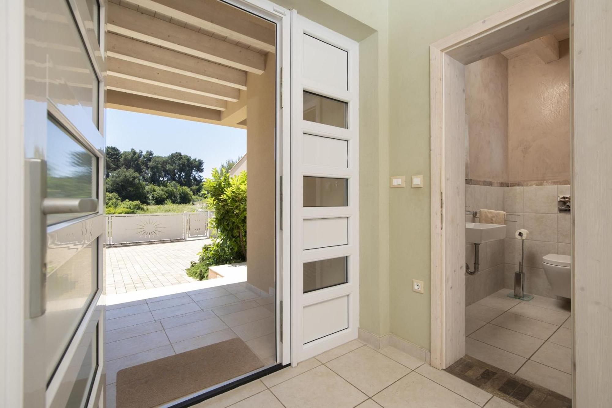Villa Bella - Beautiful And Modern House With Pool, Souna, Jacuzzi & Playground, Liznjan - Istra Extérieur photo