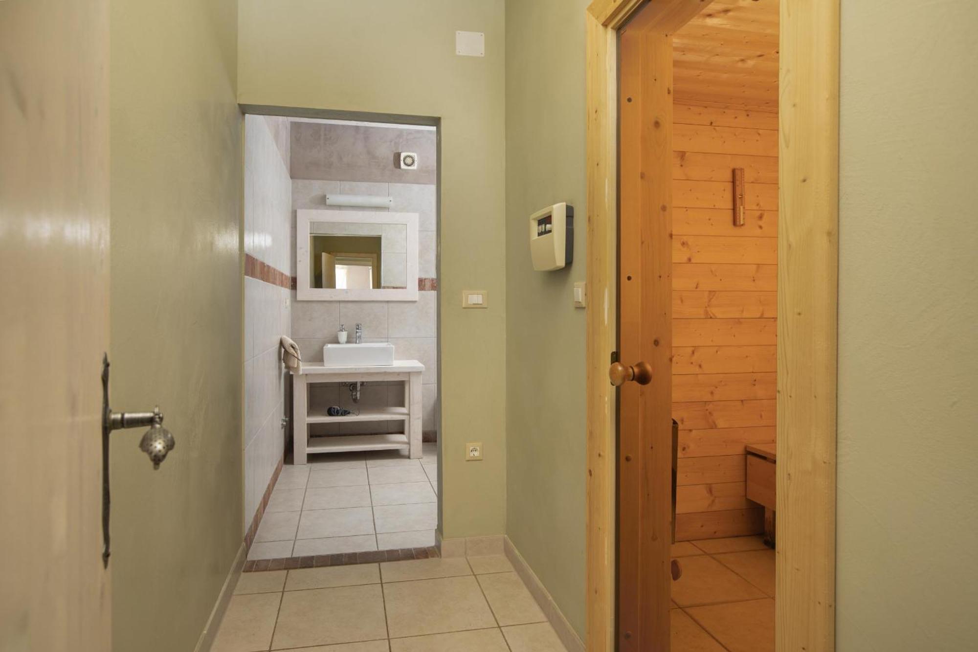 Villa Bella - Beautiful And Modern House With Pool, Souna, Jacuzzi & Playground, Liznjan - Istra Extérieur photo